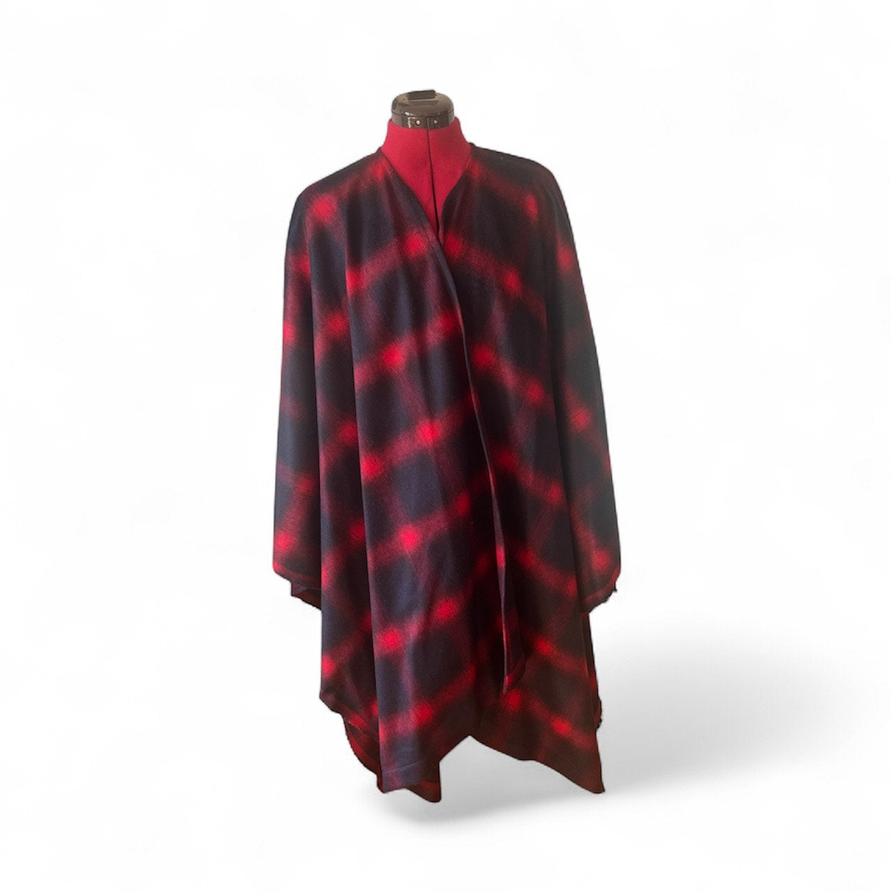 Midi recycled wool cape